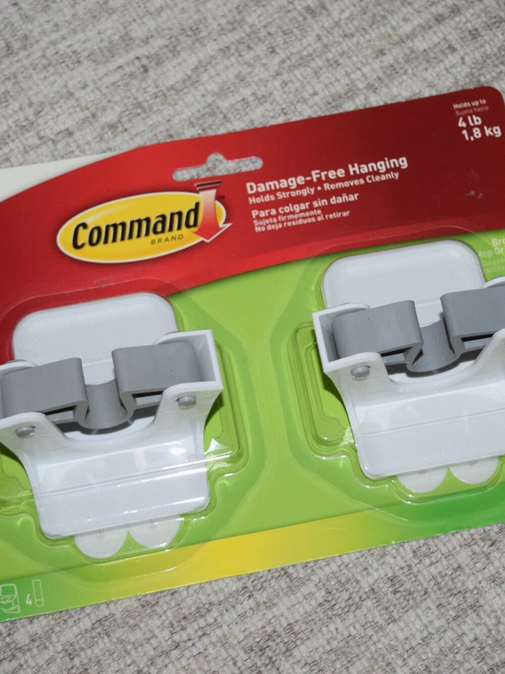 New 2 Pack 3M Command Adhesive Wall Mounted Broom/Mop Grippers Strong Hold 4 lbs